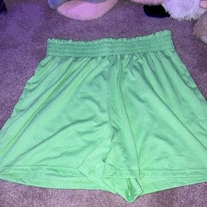 Cute flowy green shorts